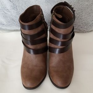 Madden Girl DELUXXXE boots